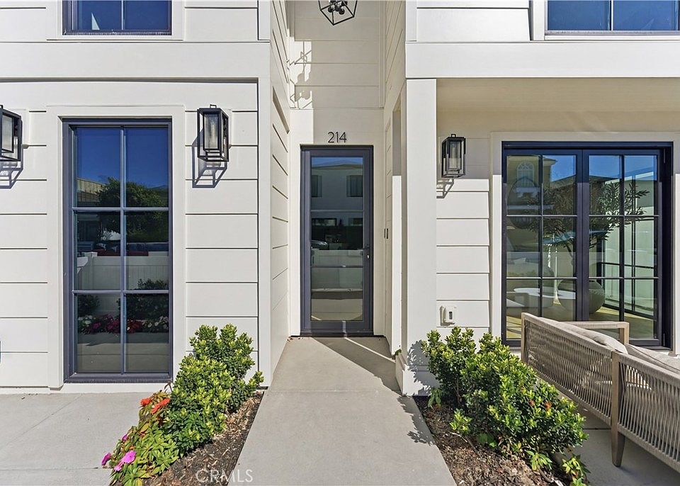 1st image of 214 Abalone Ave