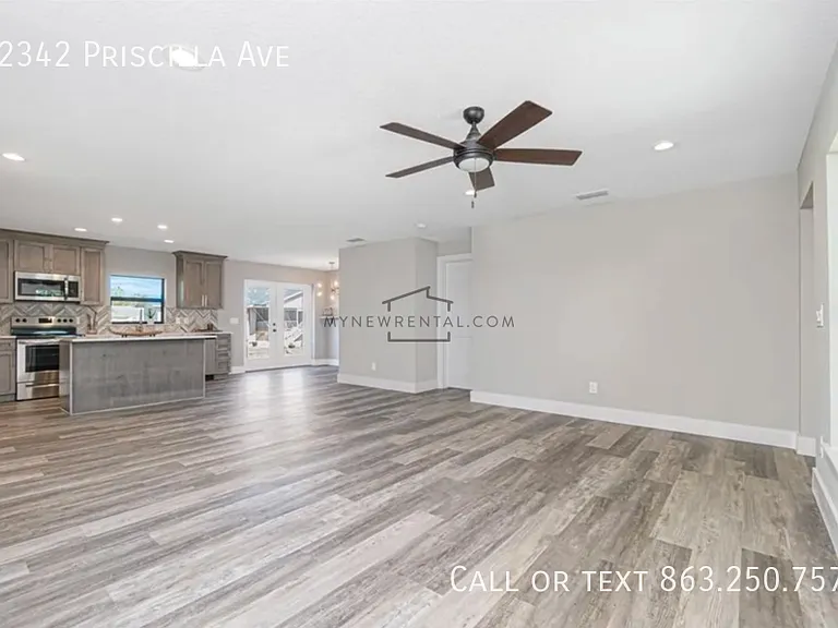 22342 Priscilla Ave — Photo 4