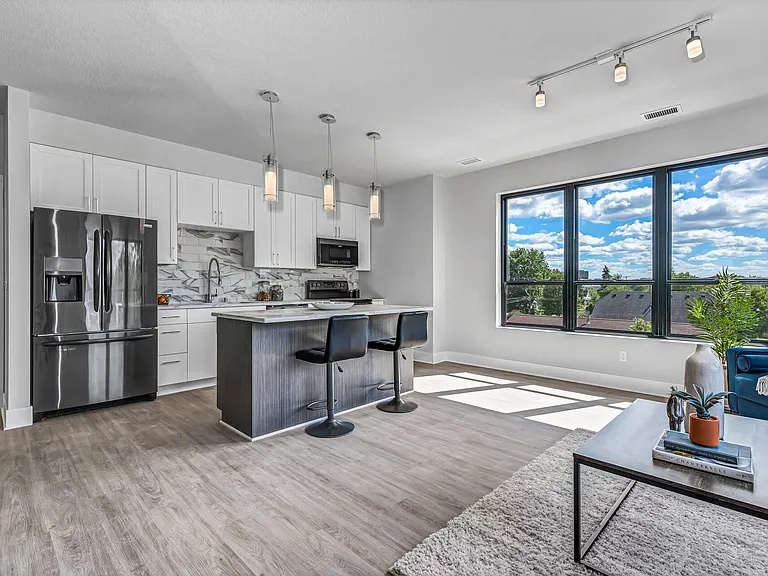 907 Winter St NE #201 — Photo 7