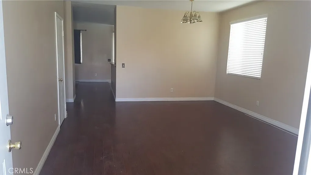 4 bed, 1850 sqft, $2,800 — Photo 3