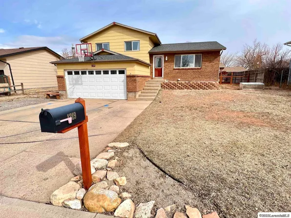 1319 Mill St, Laramie, WY 82072