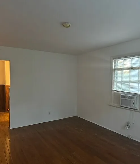 Living room (Ac unit included!)