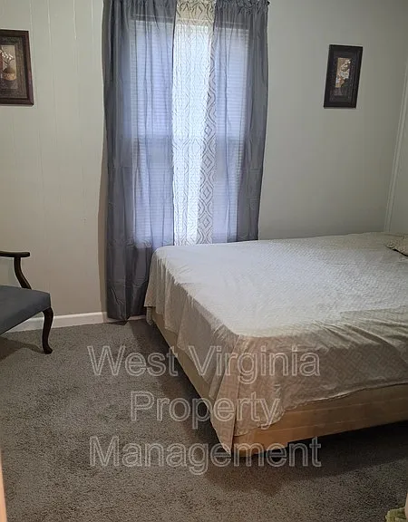 242 Riffe St — Photo 10