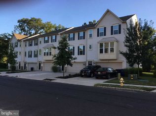 10 Parkers Mill Blvd, Mount Holly, NJ 08060