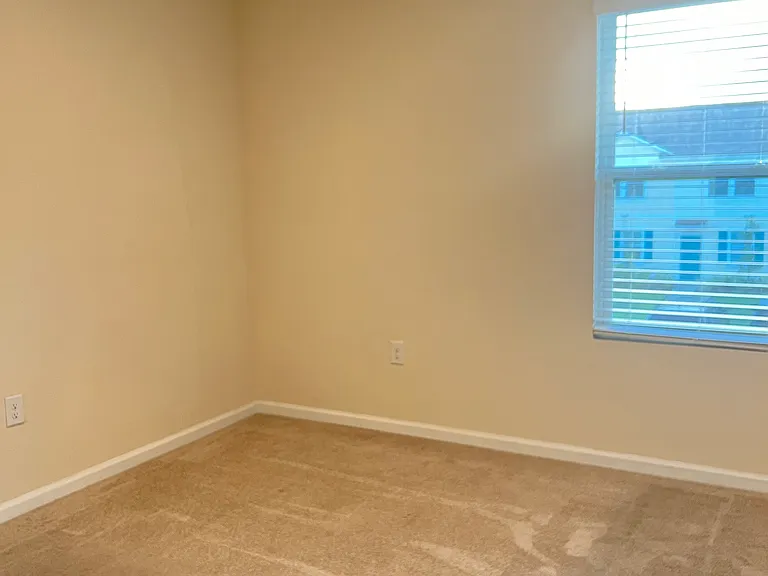 939 Rotary Rd — Photo 17