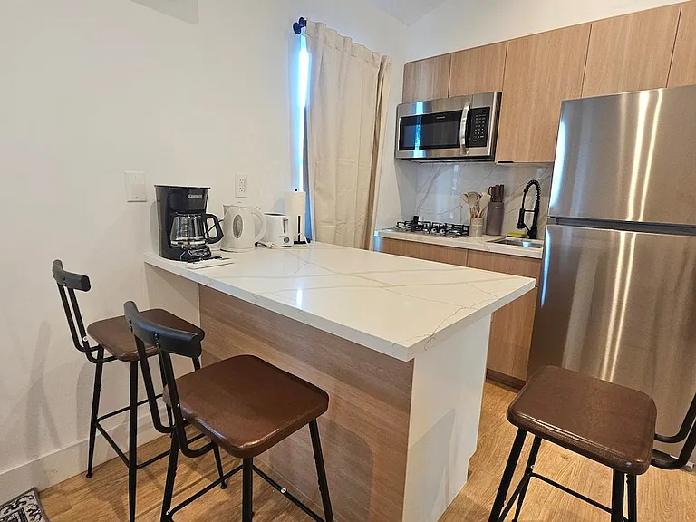6138 Carlos Ave #A — Photo 2