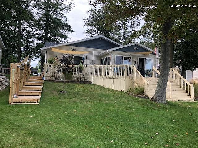 1st image of 121 S Beechwood Dr