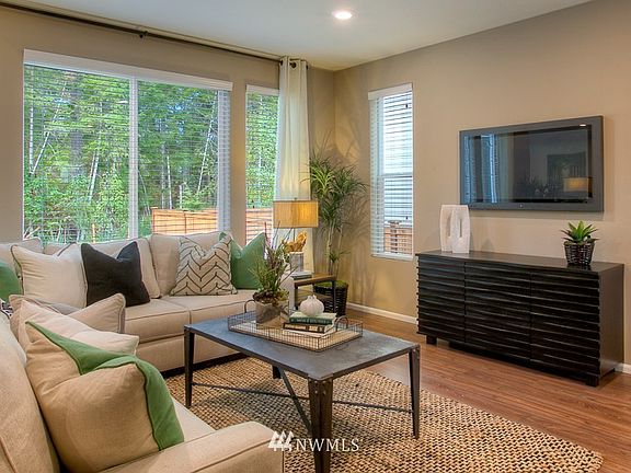 3rd image of 4160 Cameron Lane NE #25