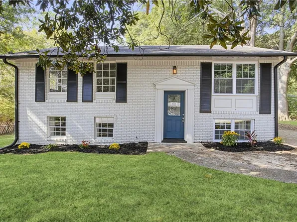 6657 Baldwin Ct, Riverdale, GA 30274