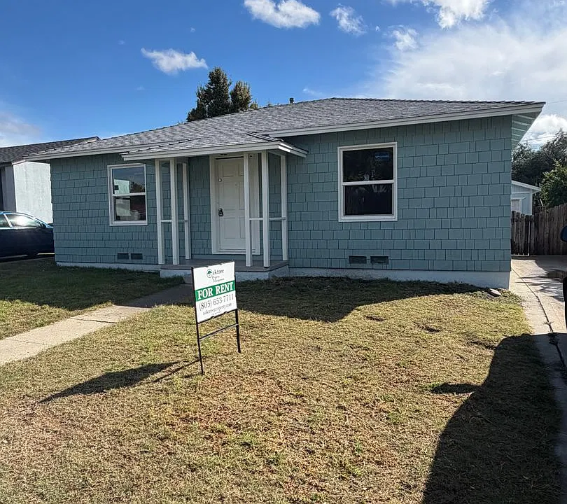 106 S Evergreen Dr