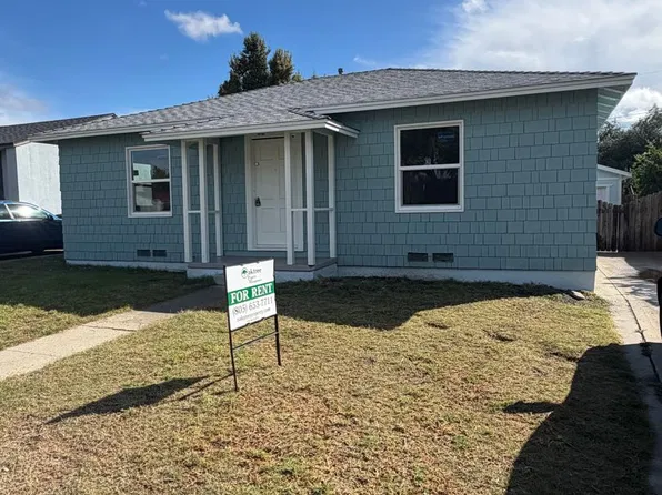 106 S Evergreen Dr, Ventura, CA 93003