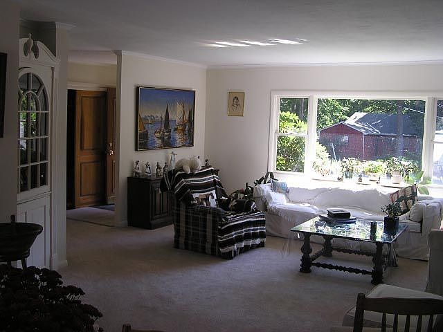 2nd image of 5 Summitview Dr