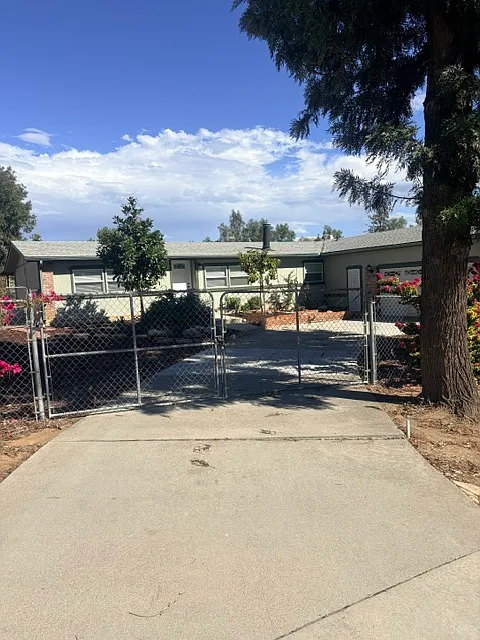 4 bed, 1608 sqft, $2,800 — Photo 4