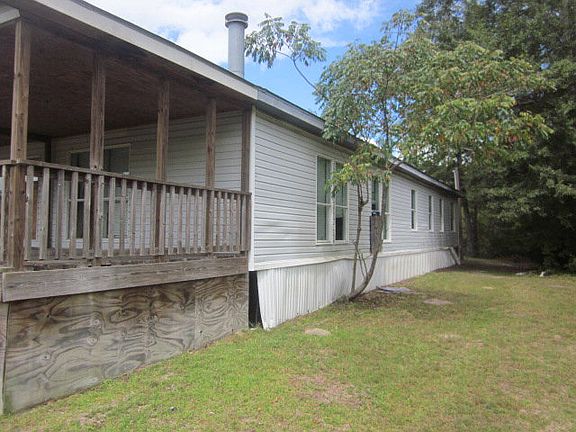 3rd image of 115 Darby Ln