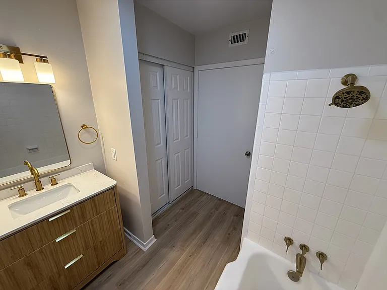 627 Shady Lane Dr — Photo 5