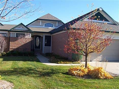 4th image of 939 Dockside Dr