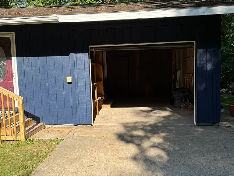 18066 Meyers Dr — Photo 15
