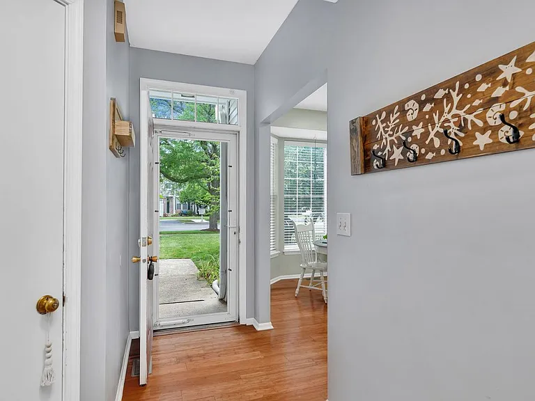 2173 Rossiter Pkwy — Photo 2