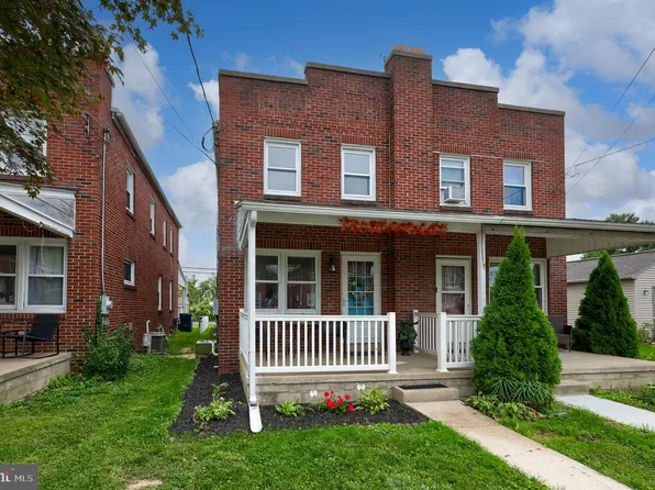 252 Locust St, New Holland, PA 17557