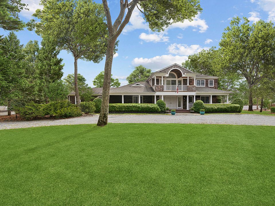 1st image of 8 Honeysuckle Ln
