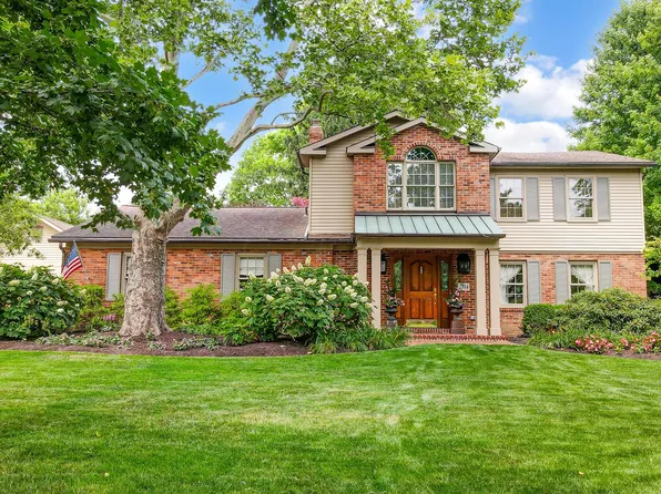 2734 Lymington Rd, Columbus, OH 43220