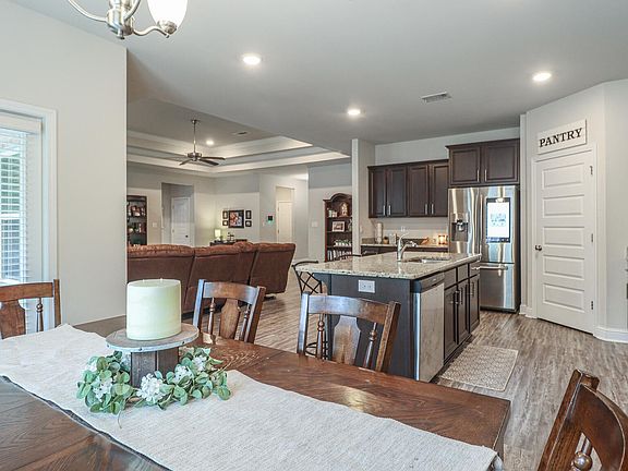 3rd image of 10492 Sweet Bay Dr