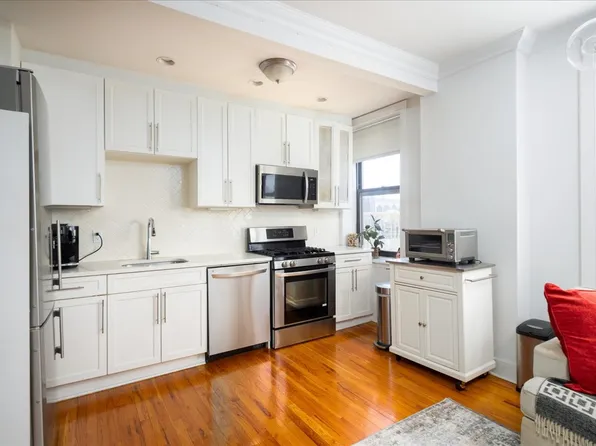 710 Riverside Drive 6B image 3 of 23