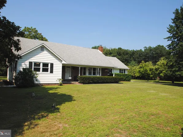 1603 Perkins Ln, Edgewater Park, NJ 08010