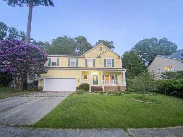 208 Wedgemere St, Cary, NC 27519