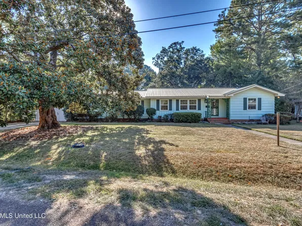 3925 Nassau St, Jackson, MS 39216