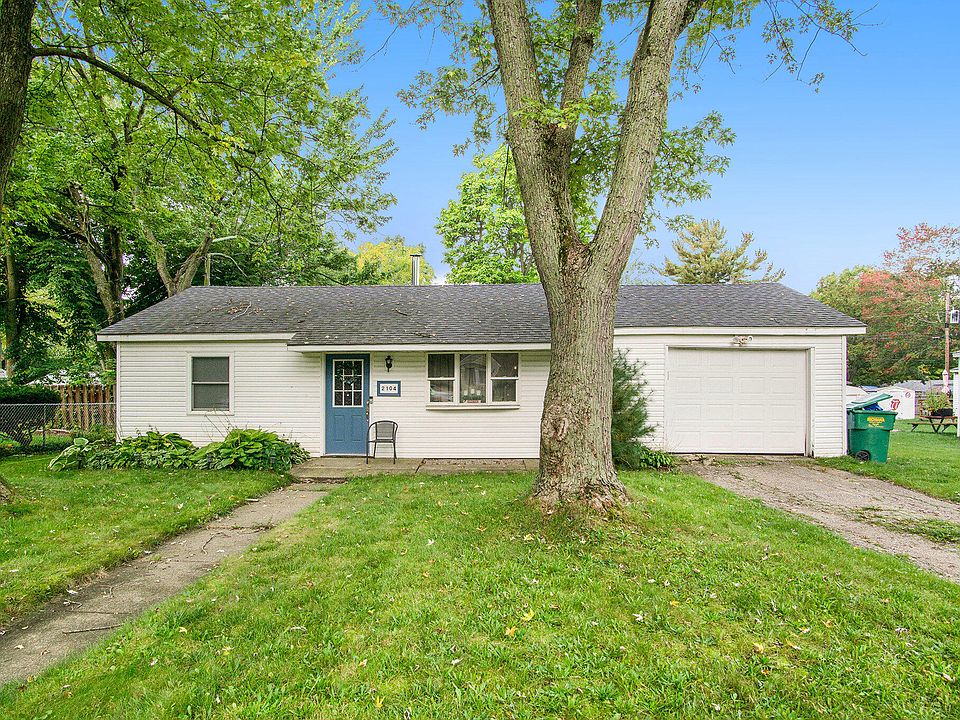 1st image of 2104 Spansail Dr