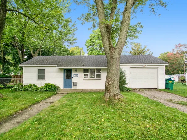 2104 Spansail Dr, Niles, MI 49120