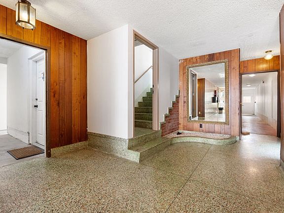 3rd image of 266 8th Ave #9