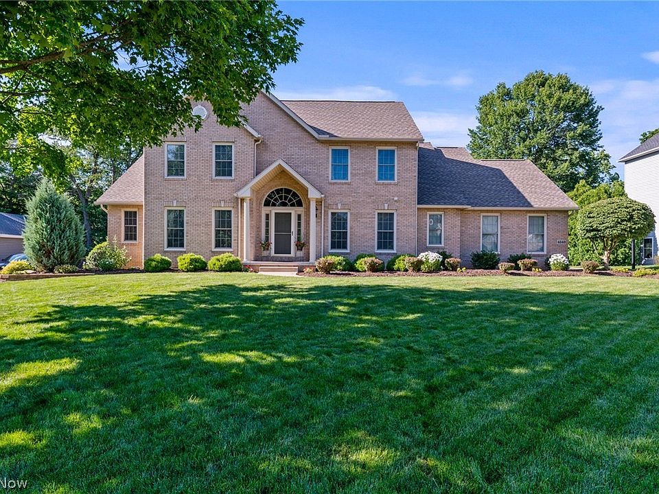 1st image of 4549 Ridge Crest Dr
