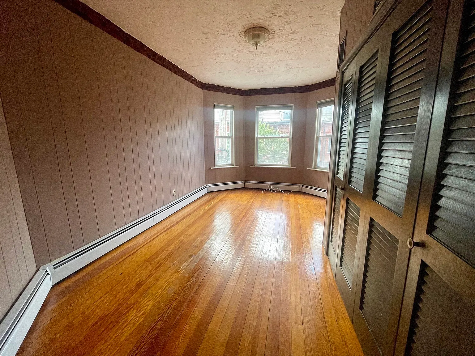 2 bed, 1200 sqft, $2,500 — Photo 4