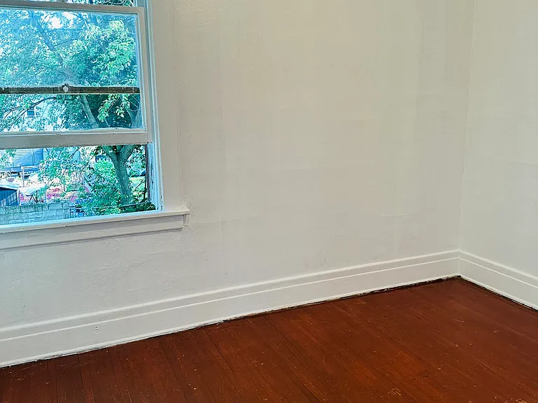 443 Lisbon Ave #2 — Photo 8