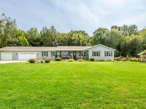 5570 Territorial Rd, Benton Harbor, MI 49022