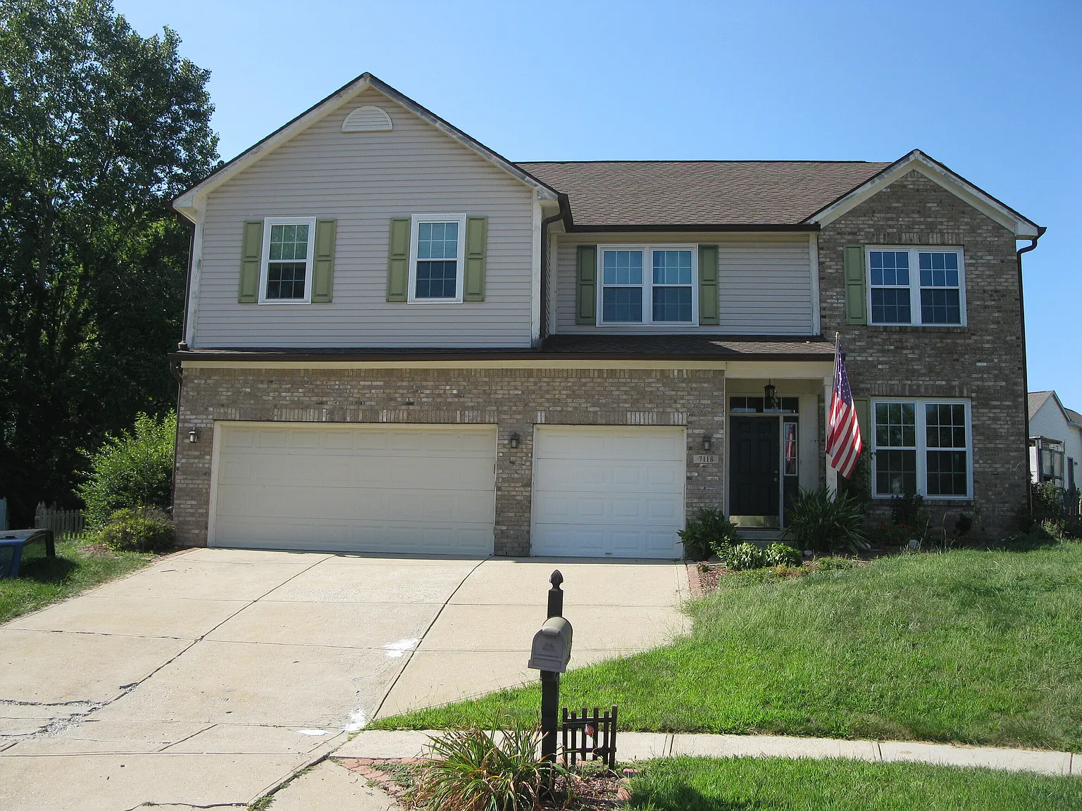 7118 Manship Cir photo 1