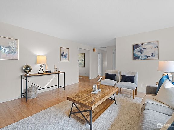 4th image of 5918 128th Avenue SE