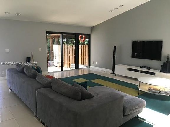 3rd image of 2603 S Parkview Dr Unit 2603