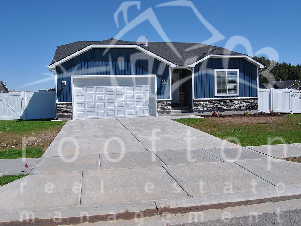 1st image of 3392 N Ventura Ave