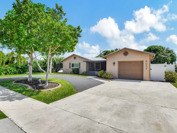 9032 SW 1st Street, Boca Raton, FL 33428