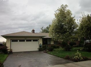 14121 NE Sacramento St, Portland, OR 97230