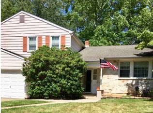 121 Sandringham Rd, Cherry Hill, NJ 08003