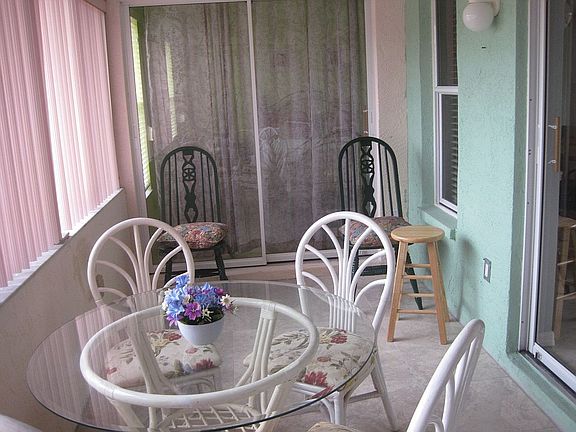 2nd image of 562 Bethany Village Cir