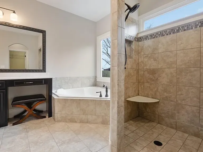 421 Downfield Way — Photo 11