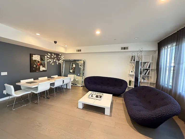 574 E Palm Ave #105 — Photo 4