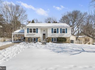 6227 Secret Hollow Ln, Centreville, VA 20120