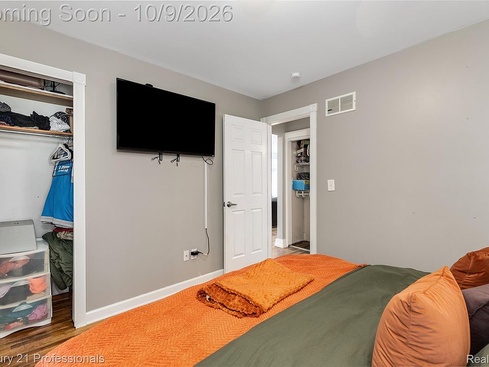 801 Forest Dr, photo 12