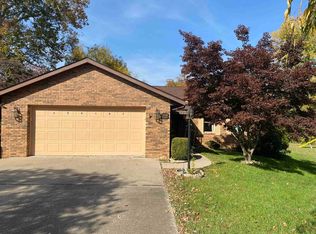 135 Park Ter, Ceredo, WV 25507